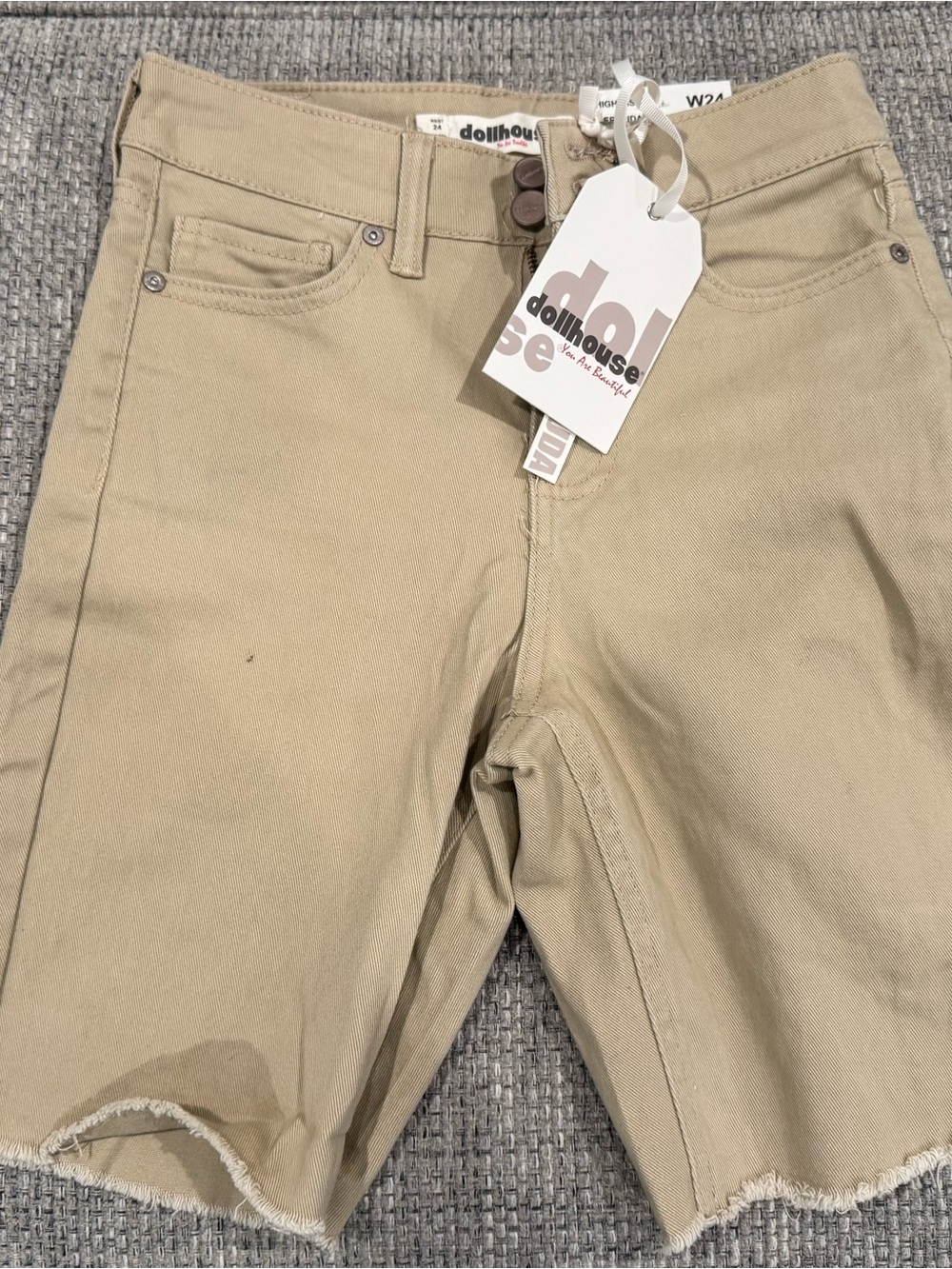 Dollhouse women’s Khaki Bermuda Shorts Jeans - Beige Casual Denim
